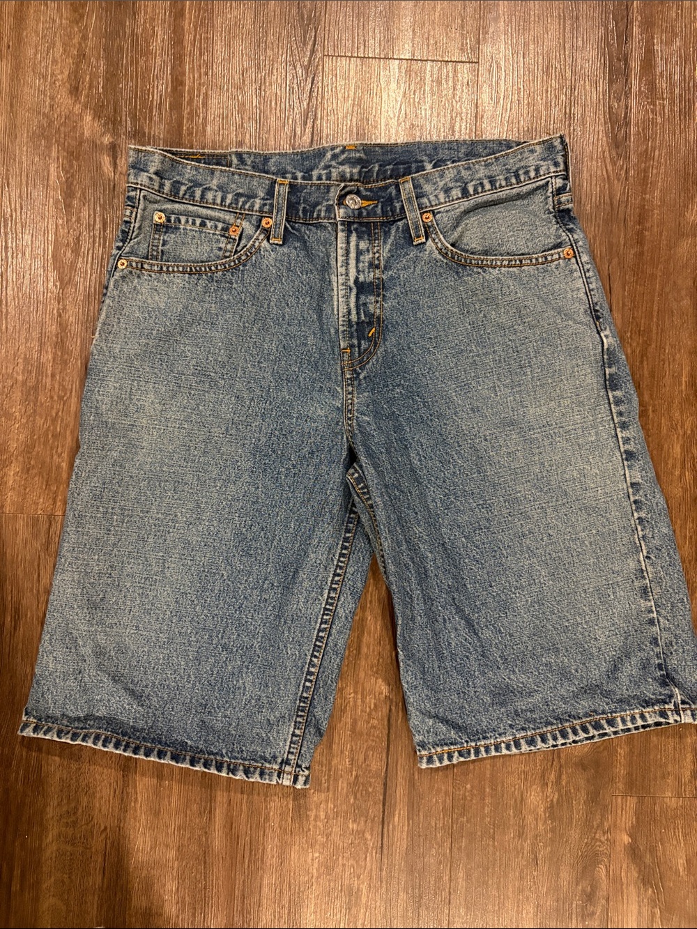 Levi’s 539 men’s size 32 low rise Jean shorts